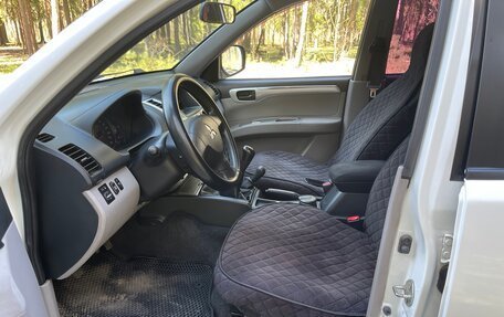 Mitsubishi Pajero Sport II рестайлинг, 2013 год, 1 550 000 рублей, 12 фотография