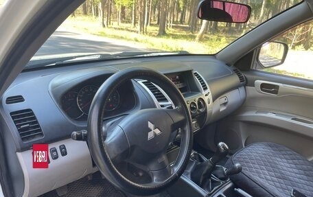 Mitsubishi Pajero Sport II рестайлинг, 2013 год, 1 550 000 рублей, 13 фотография