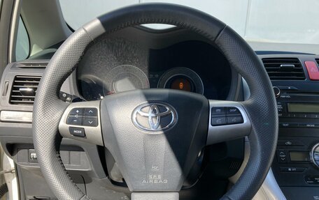Toyota Auris II, 2011 год, 1 130 000 рублей, 10 фотография