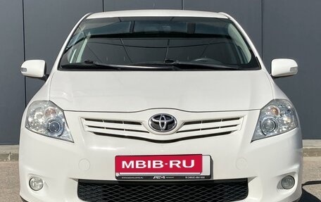 Toyota Auris II, 2011 год, 1 130 000 рублей, 2 фотография