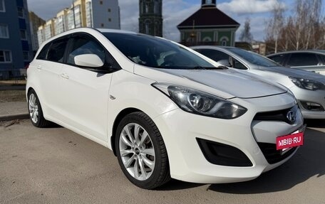 Hyundai i30 II рестайлинг, 2013 год, 980 000 рублей, 3 фотография