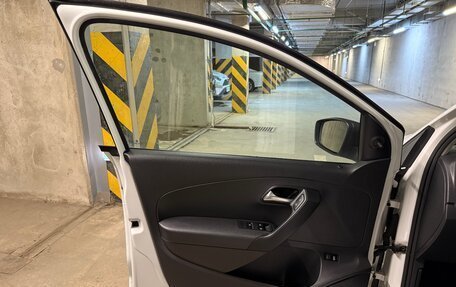 Volkswagen Polo VI (EU Market), 2019 год, 1 500 000 рублей, 21 фотография