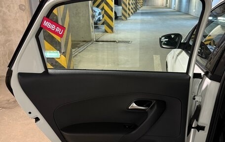 Volkswagen Polo VI (EU Market), 2019 год, 1 500 000 рублей, 24 фотография
