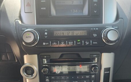 Toyota Land Cruiser Prado 150 рестайлинг 2, 2012 год, 2 650 000 рублей, 6 фотография