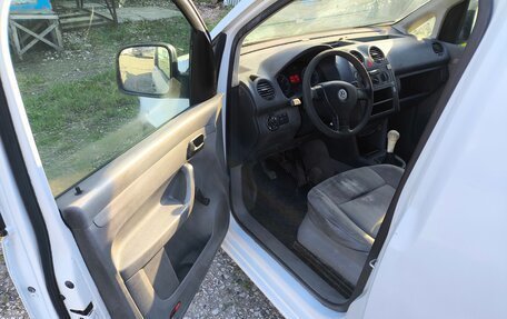 Volkswagen Caddy III рестайлинг, 2006 год, 385 000 рублей, 12 фотография
