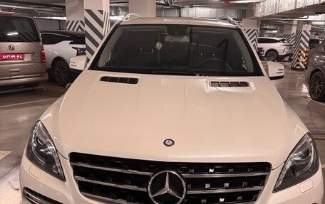 Mercedes-Benz M-Класс, 2015 год, 3 650 000 рублей, 1 фотография