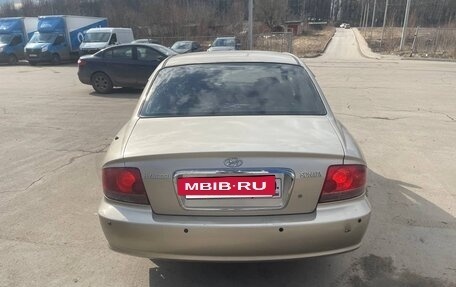 Hyundai Sonata IV рестайлинг, 2005 год, 185 000 рублей, 5 фотография