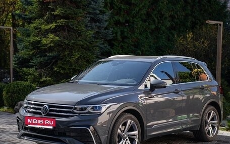Volkswagen Tiguan II, 2021 год, 3 850 000 рублей, 10 фотография