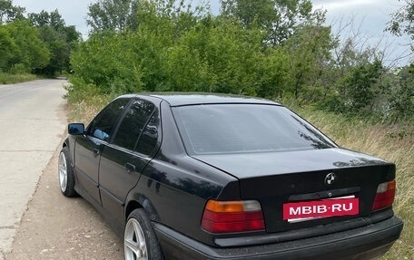 BMW 3 серия, 1991 год, 180 000 рублей, 2 фотография