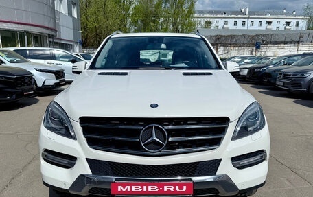 Mercedes-Benz M-Класс, 2012 год, 2 040 000 рублей, 2 фотография