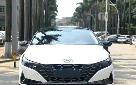Hyundai Elantra, 2022 год, 1 430 000 рублей, 2 фотография
