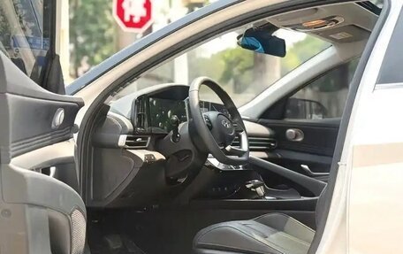 Hyundai Elantra, 2022 год, 1 430 000 рублей, 9 фотография