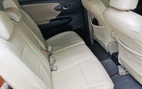 Toyota Wish II, 2015 год, 1 750 000 рублей, 27 фотография