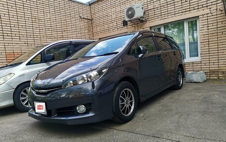 Toyota Wish II, 2015 год, 1 750 000 рублей, 38 фотография