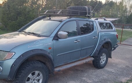Mitsubishi L200 IV рестайлинг, 2008 год, 700 000 рублей, 3 фотография