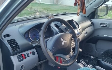 Mitsubishi L200 IV рестайлинг, 2008 год, 700 000 рублей, 6 фотография