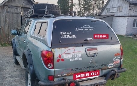 Mitsubishi L200 IV рестайлинг, 2008 год, 700 000 рублей, 4 фотография