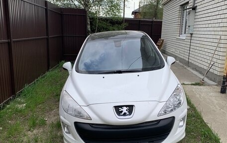 Peugeot 308 II, 2010 год, 415 000 рублей, 2 фотография
