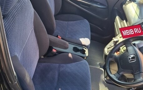 Honda Stream I рестайлинг, 2002 год, 470 000 рублей, 6 фотография