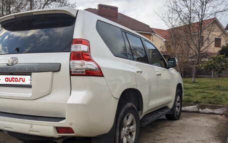 Toyota Land Cruiser Prado 150 рестайлинг 2, 2016 год, 5 000 000 рублей, 3 фотография