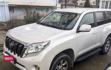 Toyota Land Cruiser Prado 150 рестайлинг 2, 2016 год, 5 000 000 рублей, 2 фотография