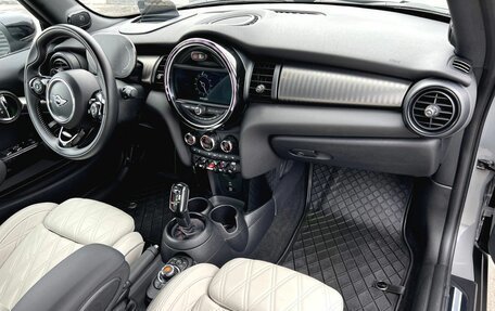 MINI Cabrio, 2020 год, 3 200 000 рублей, 18 фотография