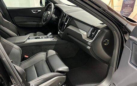 Volvo XC60 II, 2025 год, 9 500 000 рублей, 3 фотография