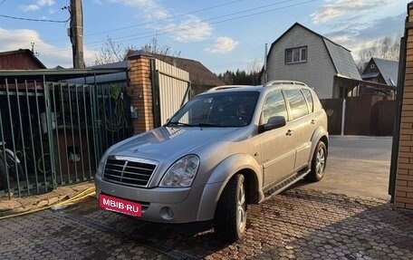 SsangYong Rexton III, 2010 год, 830 000 рублей, 2 фотография