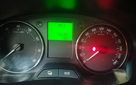 Skoda Fabia II, 2012 год, 800 000 рублей, 9 фотография