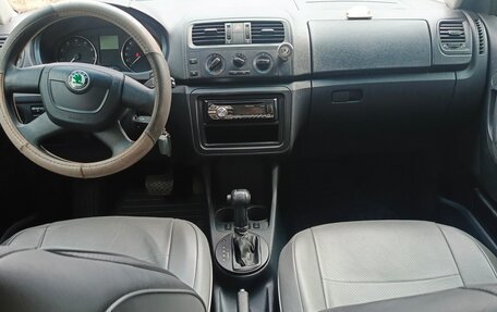 Skoda Fabia II, 2012 год, 800 000 рублей, 6 фотография