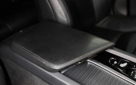 Volvo XC60 II, 2019 год, 3 500 000 рублей, 4 фотография