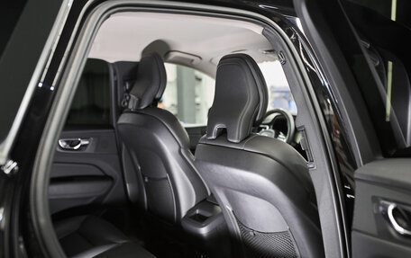Volvo XC60 II, 2019 год, 3 500 000 рублей, 5 фотография