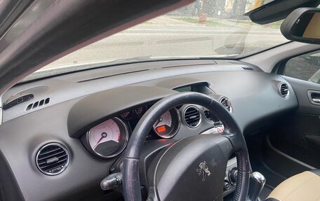 Peugeot 308 II, 2010 год, 699 000 рублей, 11 фотография