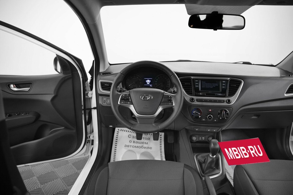 Hyundai Solaris II, 2019 год, 240 000 рублей, 11 фотография