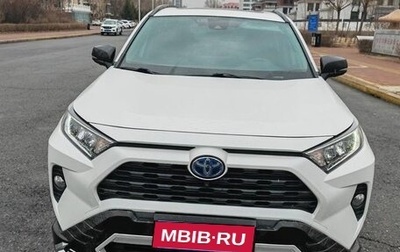 Toyota RAV4, 2022 год, 2 400 000 рублей, 1 фотография