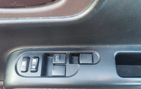 Toyota Spade, 2013 год, 880 000 рублей, 13 фотография