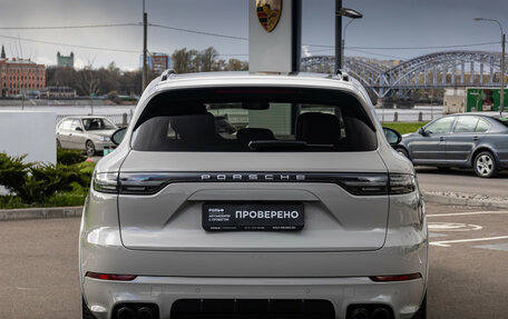 Porsche Cayenne III, 2018 год, 7 999 000 рублей, 10 фотография