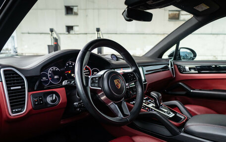 Porsche Cayenne III, 2018 год, 7 999 000 рублей, 16 фотография
