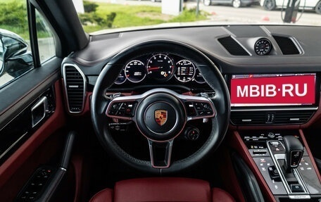 Porsche Cayenne III, 2018 год, 7 999 000 рублей, 17 фотография