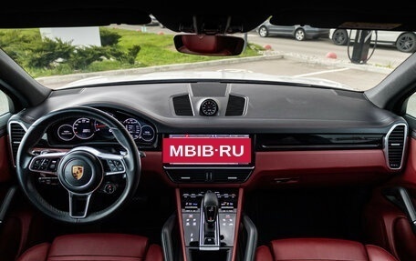 Porsche Cayenne III, 2018 год, 7 999 000 рублей, 20 фотография