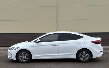 Hyundai Avante, 2018 год, 1 724 000 рублей, 4 фотография