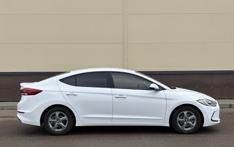 Hyundai Avante, 2018 год, 1 724 000 рублей, 8 фотография