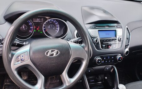 Hyundai ix35 I рестайлинг, 2013 год, 890 000 рублей, 6 фотография