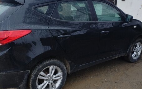 Hyundai ix35 I рестайлинг, 2013 год, 890 000 рублей, 4 фотография