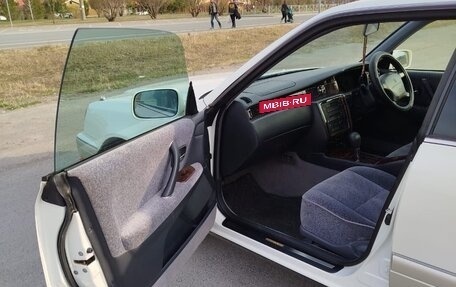 Toyota Crown, 1999 год, 1 650 000 рублей, 11 фотография
