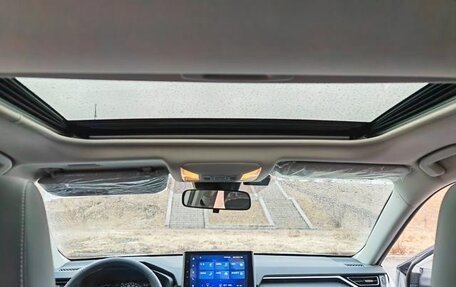 Toyota RAV4, 2022 год, 2 400 000 рублей, 16 фотография