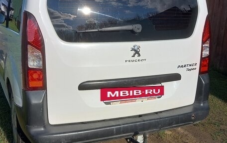 Peugeot Partner II рестайлинг 2, 2012 год, 750 000 рублей, 2 фотография