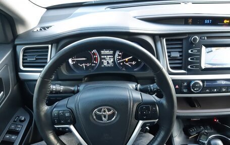 Toyota Highlander III, 2014 год, 2 750 000 рублей, 8 фотография