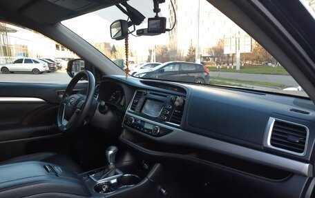 Toyota Highlander III, 2014 год, 2 750 000 рублей, 14 фотография