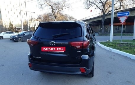 Toyota Highlander III, 2014 год, 2 750 000 рублей, 4 фотография